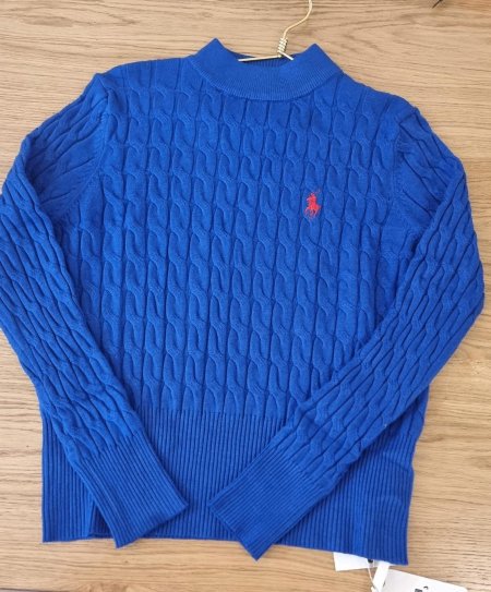 بلوزة بولو شتويه